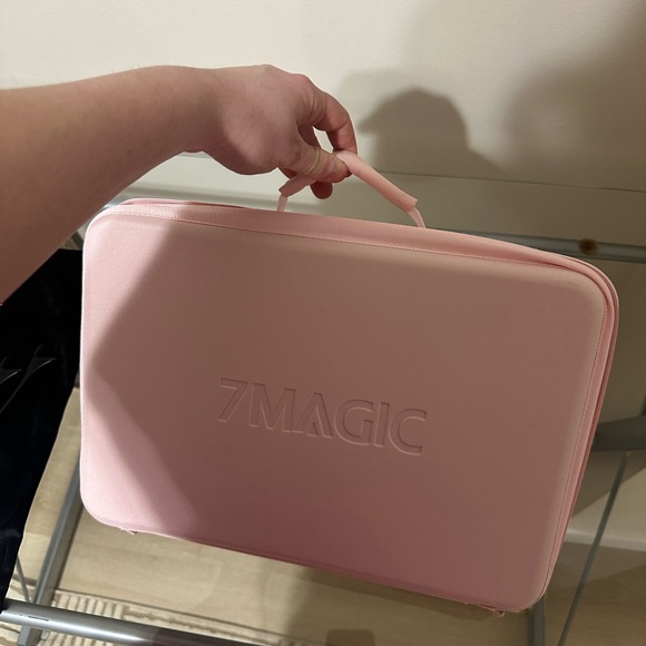 7Magic Hair Styling Tool Set in Pink - Picture 11 of 12